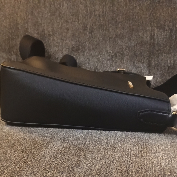 Michael Kors Jet Set Travel messenger bag - Picture 3 of 13